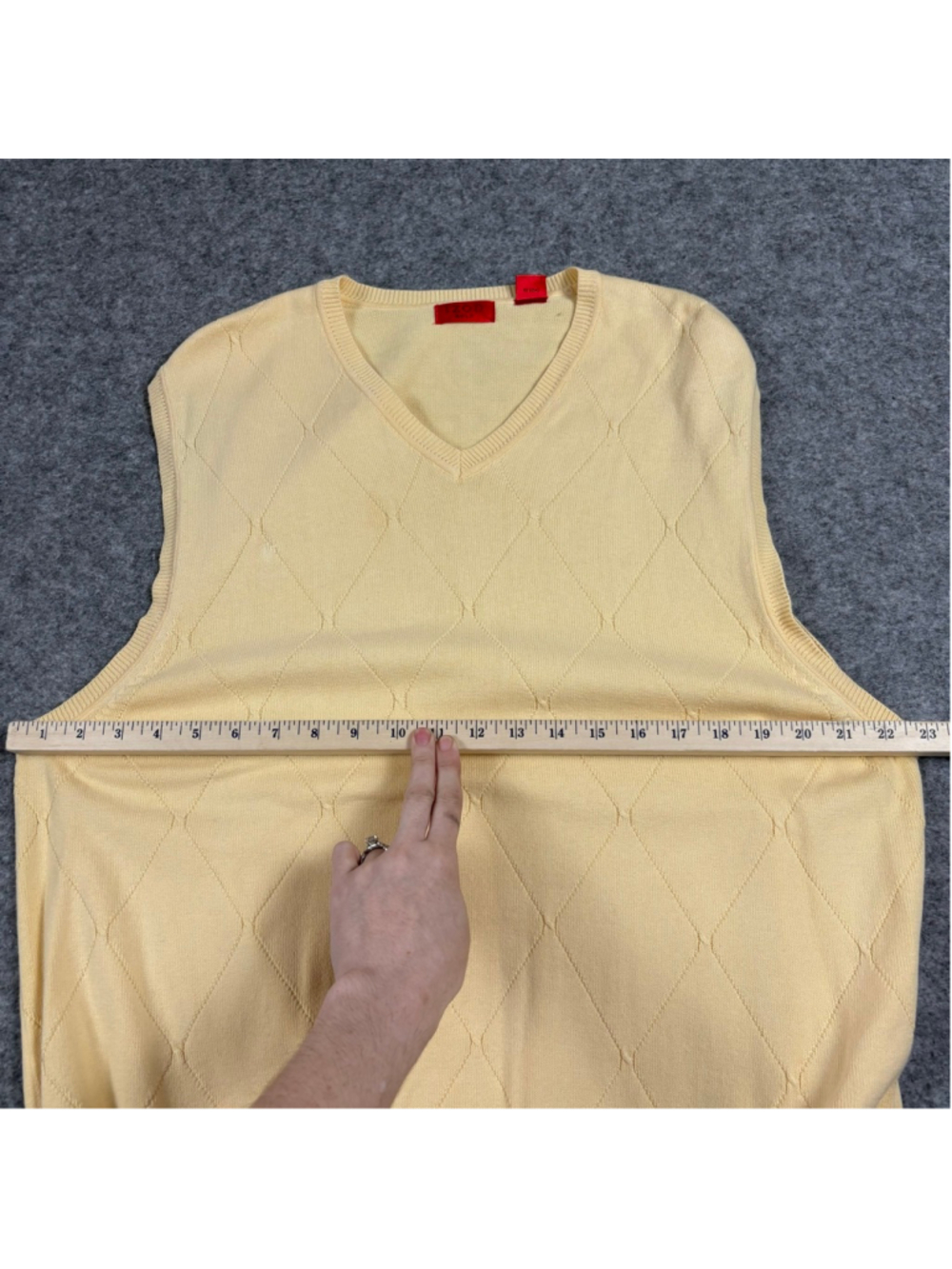 IZOD Golf Sweater Vest XL Yellow Argyle V Neck 100% Cotton Mens Preppy - Picture 10 of 12